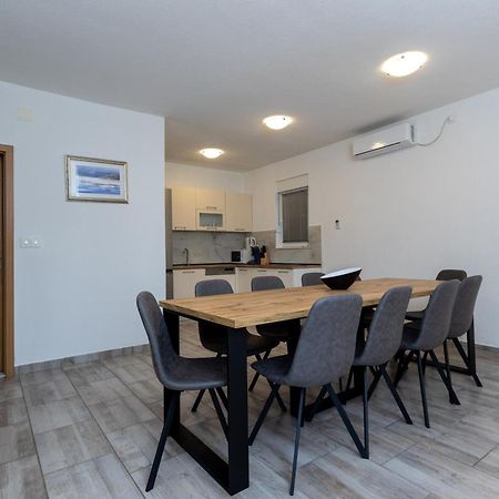 Holiday Home Marin Umljanovic エクステリア 写真